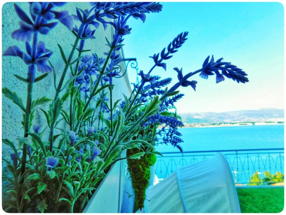 Littlevenice Appartme 50M From Sea Trogir Exteriör bild