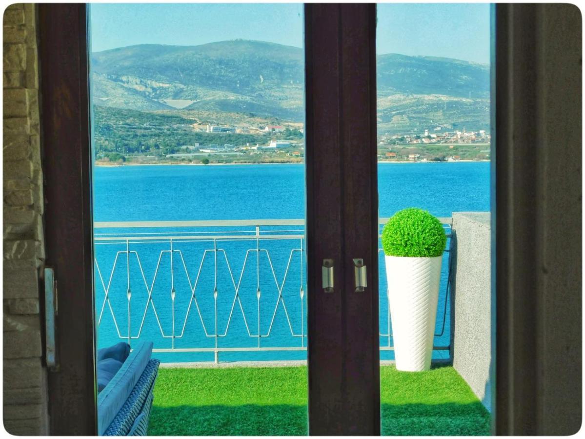 Littlevenice Appartme 50M From Sea Trogir Exteriör bild