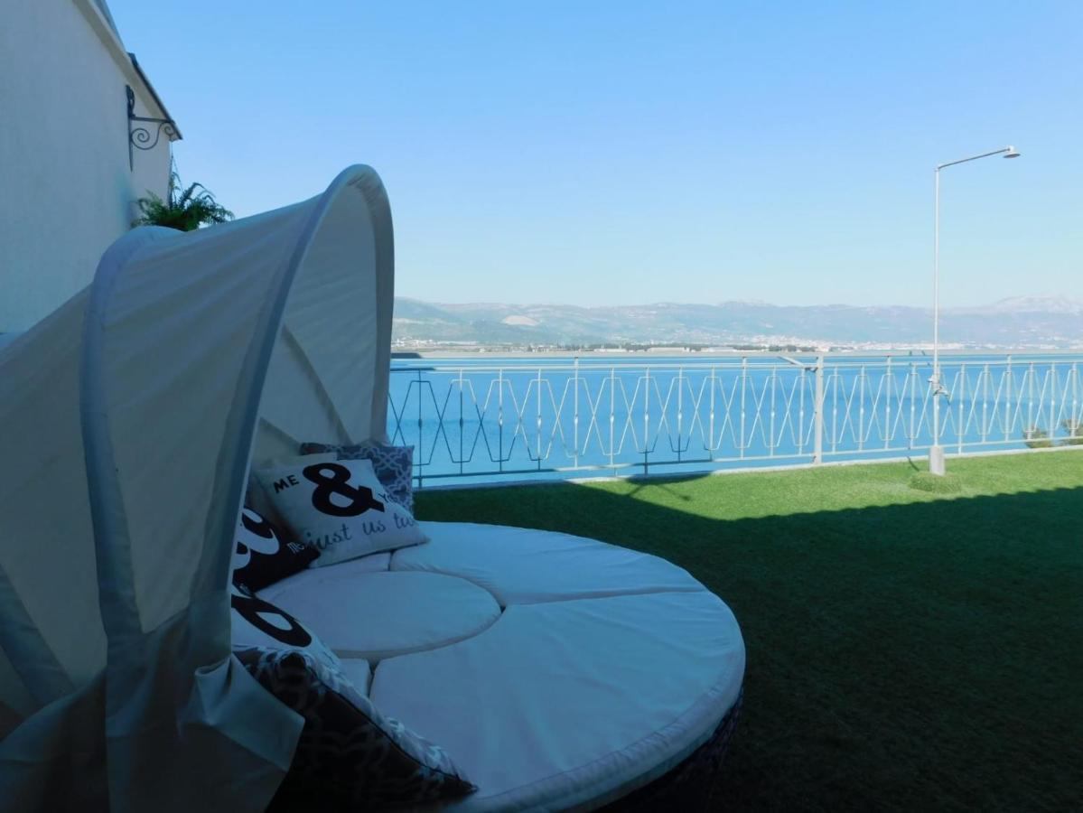 Littlevenice Appartme 50M From Sea Trogir Exteriör bild